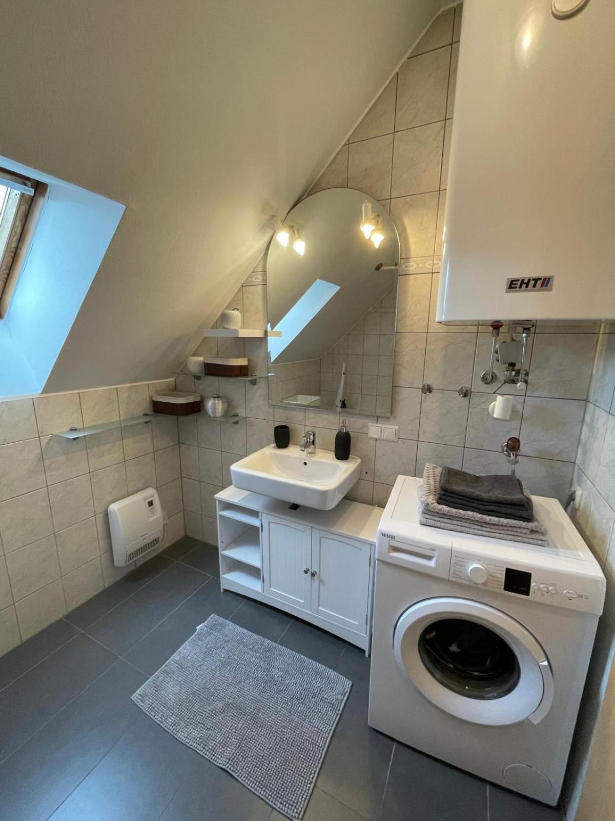 Bullsliving Seeapartment 5 Velden am Woerthersee Exterior photo